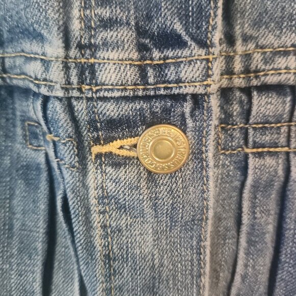 VTG Women’s Levis Denim Jacket Type 1 Cropped Cotton Red Tab Womens Medium - Picture 6 of 16